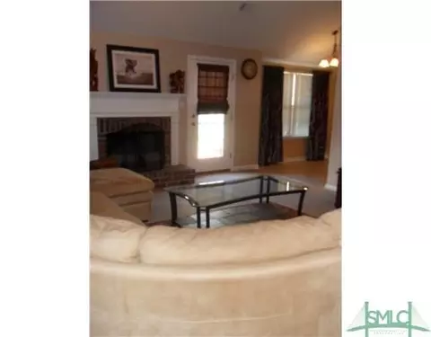 228 Standing Pines Cir, Pooler, GA 31322 photo 4