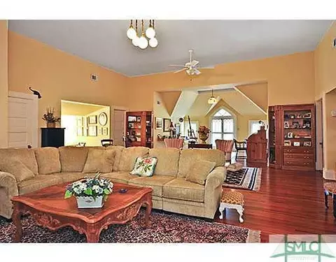 920 E Victory Dr, Savannah, GA 31405 photo 21