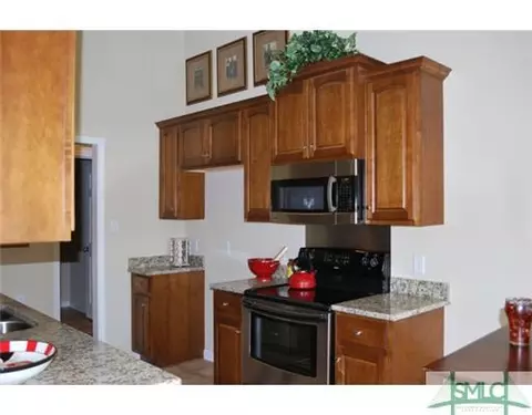 225 Standing Pine Cir, Pooler, GA 31322 photo 7
