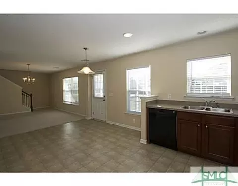 348 Winchester Dr, Pooler, GA 31322 photo 9