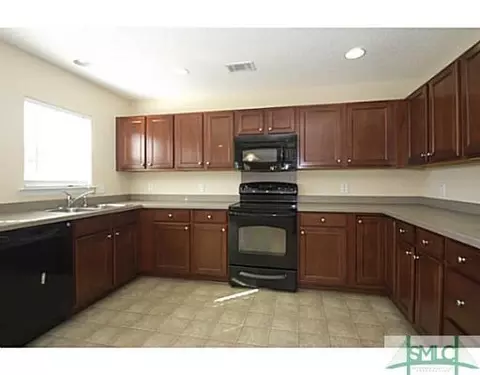 348 Winchester Dr, Pooler, GA 31322 photo 8