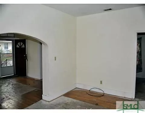 736 E 38th St, Savannah, GA 31401 photo 5