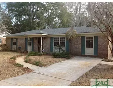 2425 Dolphin Dr, Savannah, GA 31406 photo 1