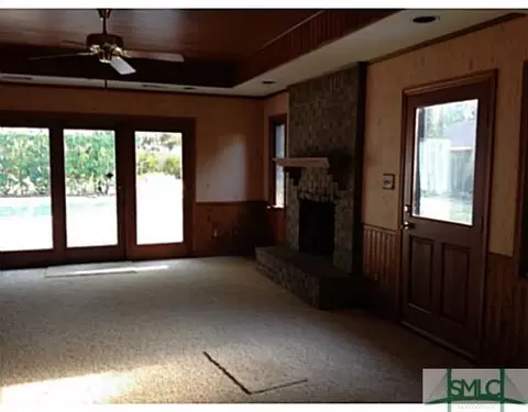 2425 Dolphin Dr, Savannah, GA 31406 photo 4