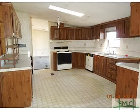 4458 Old Dixie Hwy, Springfield, GA 31329 photo 7
