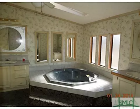 4458 Old Dixie Hwy, Springfield, GA 31329 photo 11
