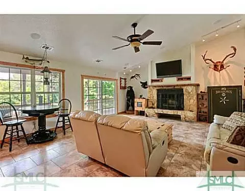 291 Hawk Hammock Rd, Springfield, GA 31329 photo 5