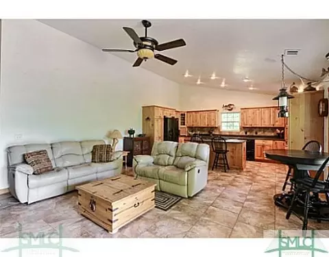 291 Hawk Hammock Rd, Springfield, GA 31329 photo 4