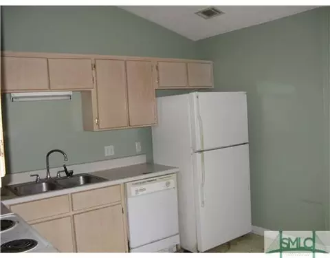 1328 D J S, Pooler, GA 31322 photo 5