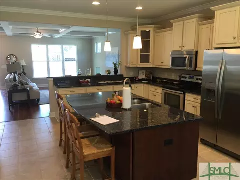 18 Gresham Ln, Savannah, GA 31405 photo 6