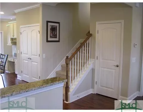 18 Gresham Ln, Savannah, GA 31405 photo 2