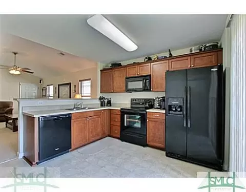 147 Lakepointe Dr, Pooler, GA 31322 photo 8
