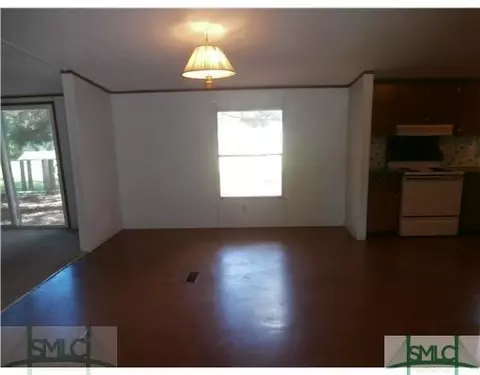 407 Hummingbird Ln, Springfield, GA 31329 photo 3