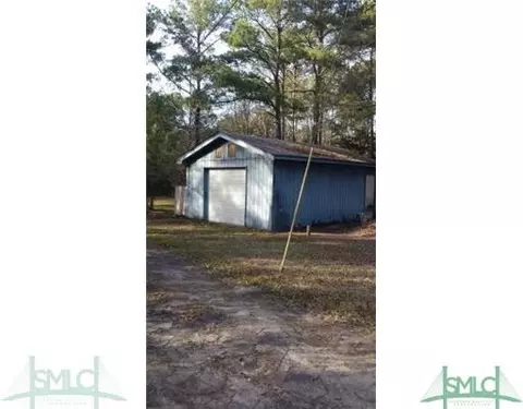 1390 Low Ground Rd, Guyton, GA 31312 photo 4