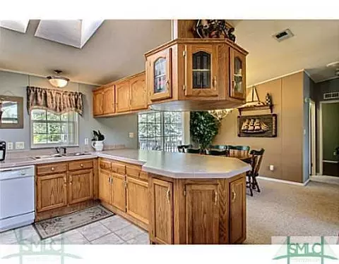 604 Canary Dr, Springfield, GA 31329 photo 9