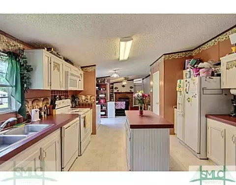245 Midland Dr, Guyton, GA 31312 photo 7
