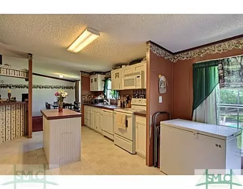 245 Midland Dr, Guyton, GA 31312 photo 6