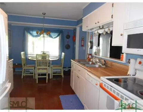 403 Durden Dr, Pooler, GA 31322 photo 9