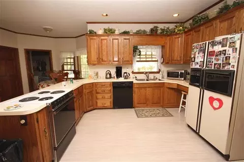 171 W Devonshire Ave, West End, NC 27376 photo 5
