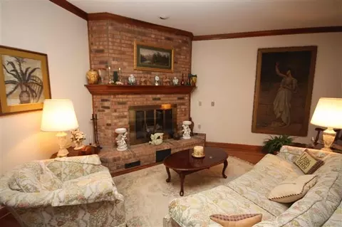 171 W Devonshire Ave, West End, NC 27376 photo 2