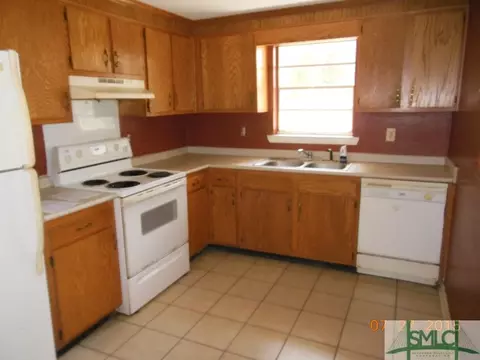 205 E Kessler St, Rincon, GA 31326 photo 5