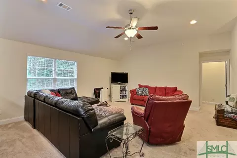 138 Knotty Pine Cir, Springfield, GA 31329 photo 5