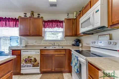 110 Sand Pine Ct, Springfield, GA 31329 photo 10