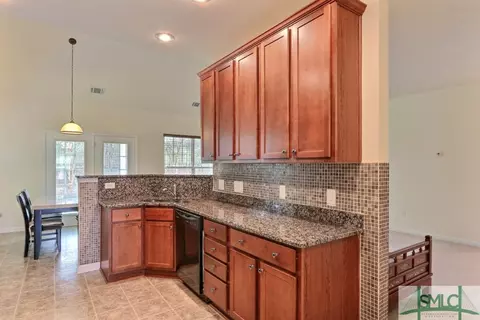 171 Regency Cir, Pooler, GA 31322 photo 10