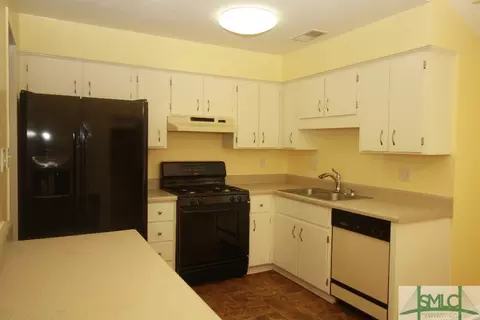 3 Bitterroot Ln, Savannah, GA 31419 photo 4