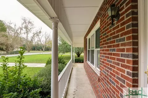401 Pine St, Guyton, GA 31312 photo 3