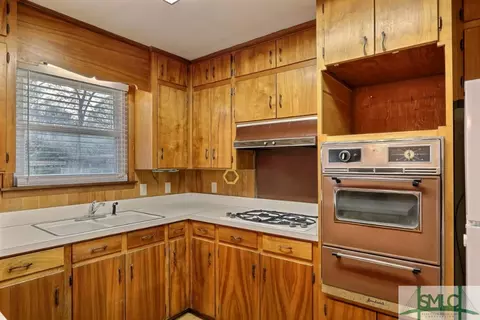 401 Pine St, Guyton, GA 31312 photo 14