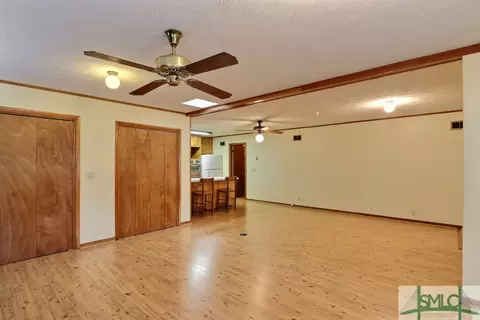 401 Pine St, Guyton, GA 31312 photo 11