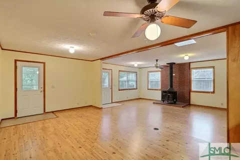401 Pine St, Guyton, GA 31312 photo 7