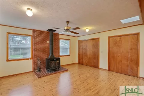 401 Pine St, Guyton, GA 31312 photo 9