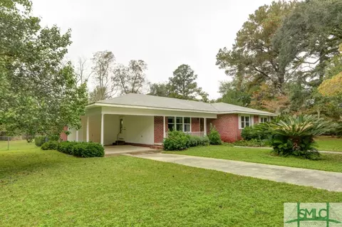 401 Pine St, Guyton, GA 31312 photo 2