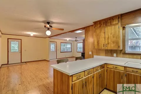 401 Pine St, Guyton, GA 31312 photo 15