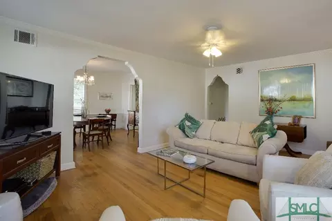 340 E 55th St, Savannah, GA 31405 photo 4