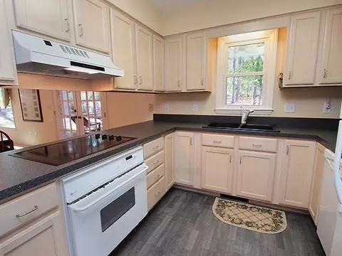 1525 Longleaf Dr, Pinehurst, NC 28374 photo 6