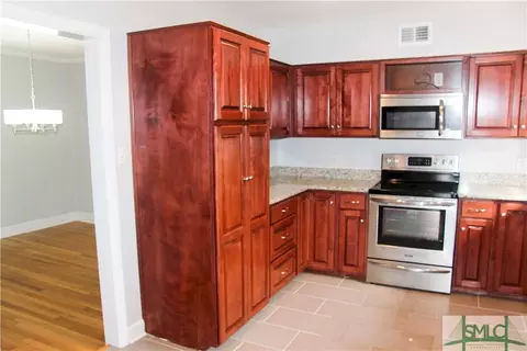 637 E 60th St, Savannah, GA 31405 photo 8