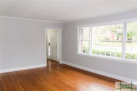 637 E 60th St, Savannah, GA 31405 photo 4