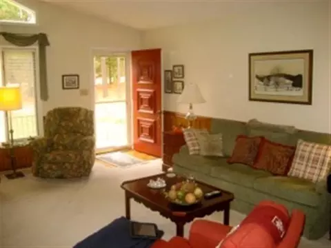 118 E Shenandoah Rd, West End, NC 27376 photo 3