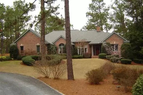 16 Lasswade Dr, Pinehurst, NC 28374 photo 1