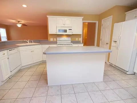 235 S Diamondhead Dr, Pinehurst, NC 28374 photo 11