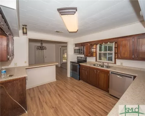 99 Dekle Rd S, Register, GA 30452 photo 11