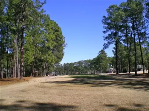 60 Thunderbird Ln, Pinehurst, NC 28374 photo 2
