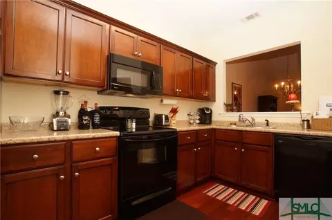 21 Rivermoor Ct, Savannah, GA 31407 photo 8