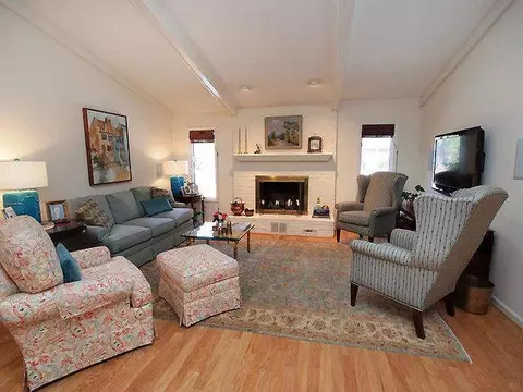 180 Pinyon Cir, Pinehurst, NC 28374 photo 3