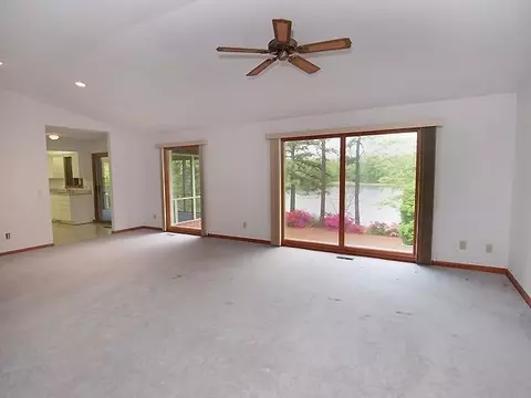 258 Firetree Ln, West End, NC 27376 photo 3