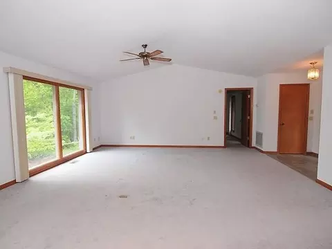 258 Firetree Ln, West End, NC 27376 photo 4