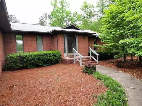 258 Firetree Ln, West End, NC 27376 photo 2